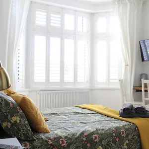  Homestay Stylish Ensuite 15 Mins To
